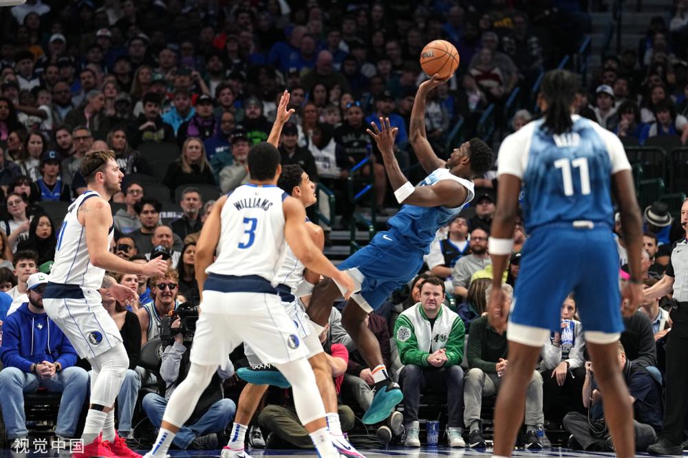 复杂多变的 复杂多变的