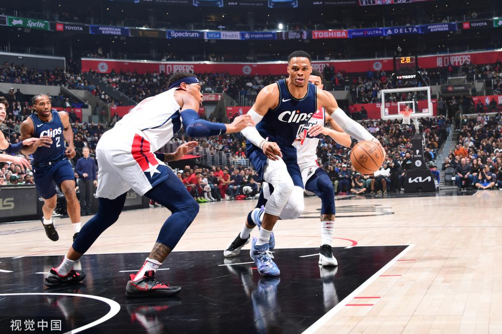 更是带领球 更是带领球